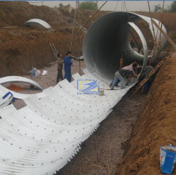 Big diameter corrugated metal culvert pipe assembled by structural plate